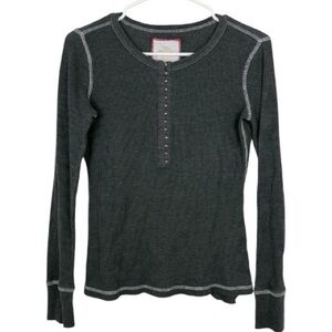 Vintage Y2K Energie Dark Gray Waffle Knit Henley Top - flaw at hem - size Small